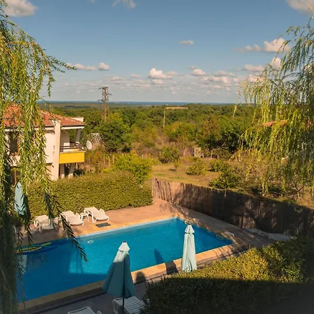 Indigo Casa de Férias Pismenovo