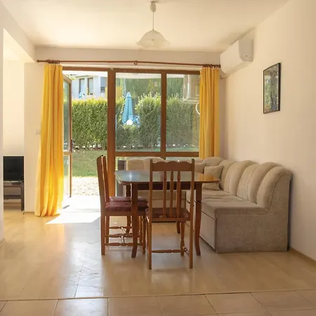 Indigo Дом отдыха Pismenovo